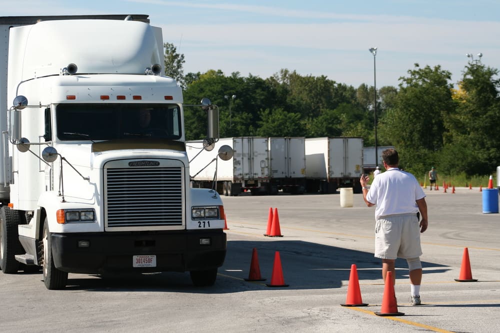 Discover the Best Sacramento Truck Driving Schools at GO4CDL